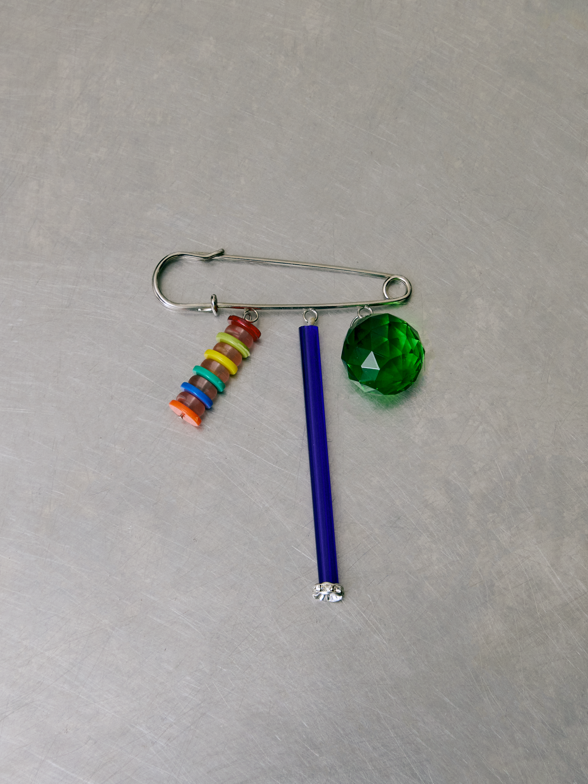 LOOP Brooch